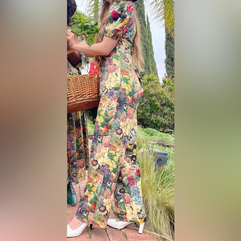 Samantha Pleet - The Bouquet / Garden Jumpsuit Romper Print Size 16
